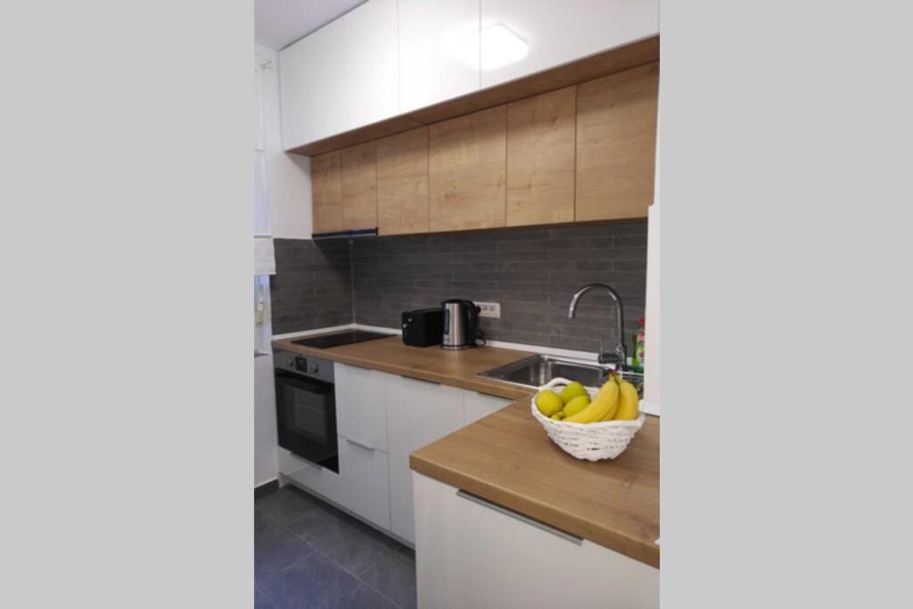 Art & Design Apt - City Center Тімішоара Екстер'єр фото